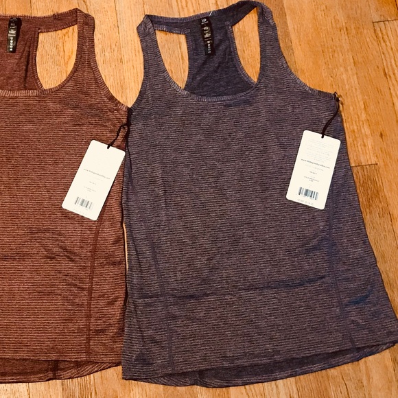 90 degree by reflex Racerback tank sz Sm NWT - Picture 3 of 7